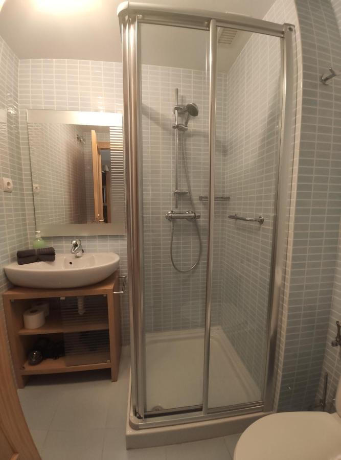 Apartamento Los Manos De Oroel Хака Екстериор снимка