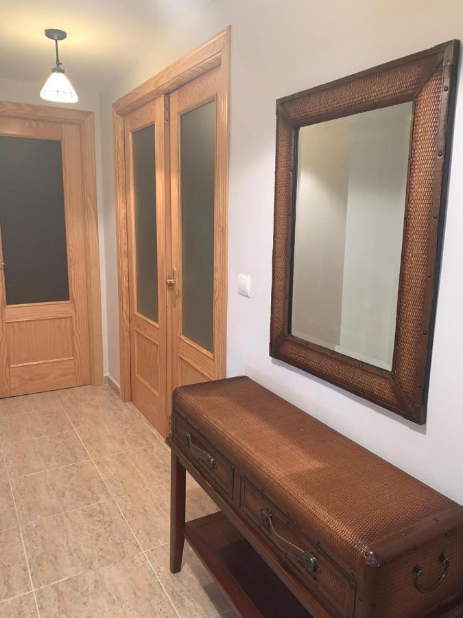 Apartamento Los Manos De Oroel Хака Екстериор снимка